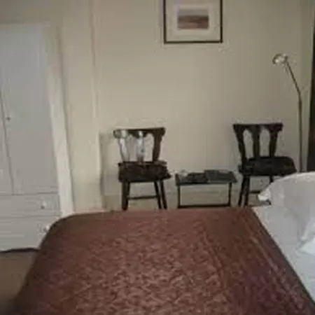 Couette-café Acara 3*
