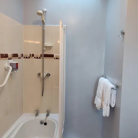 Acara 3* Килларни
